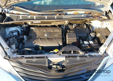 2013 Toyota Sienna Le V6 8 Passenger from USA, damaged, VIN 5TDKK3DC8DS385089